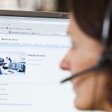 L'interface permet aux clients des pharmacies d'avoir accès à un médecin directement sur place. (archive) KEYSTONE/MARTIN RUETSCHI